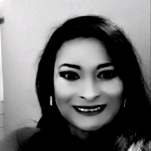 Meet your Posher, Stacy